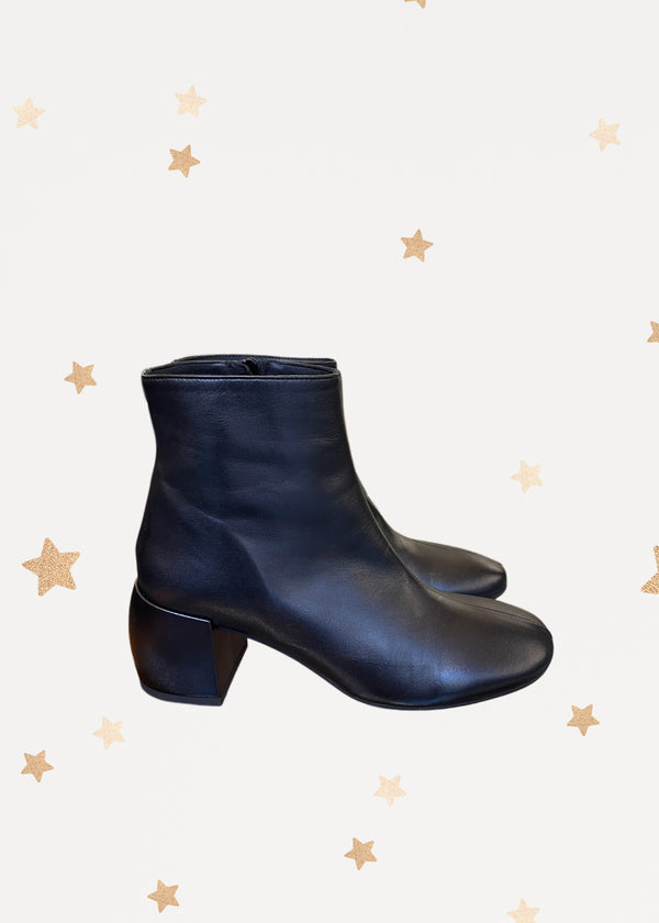 Bella Boots